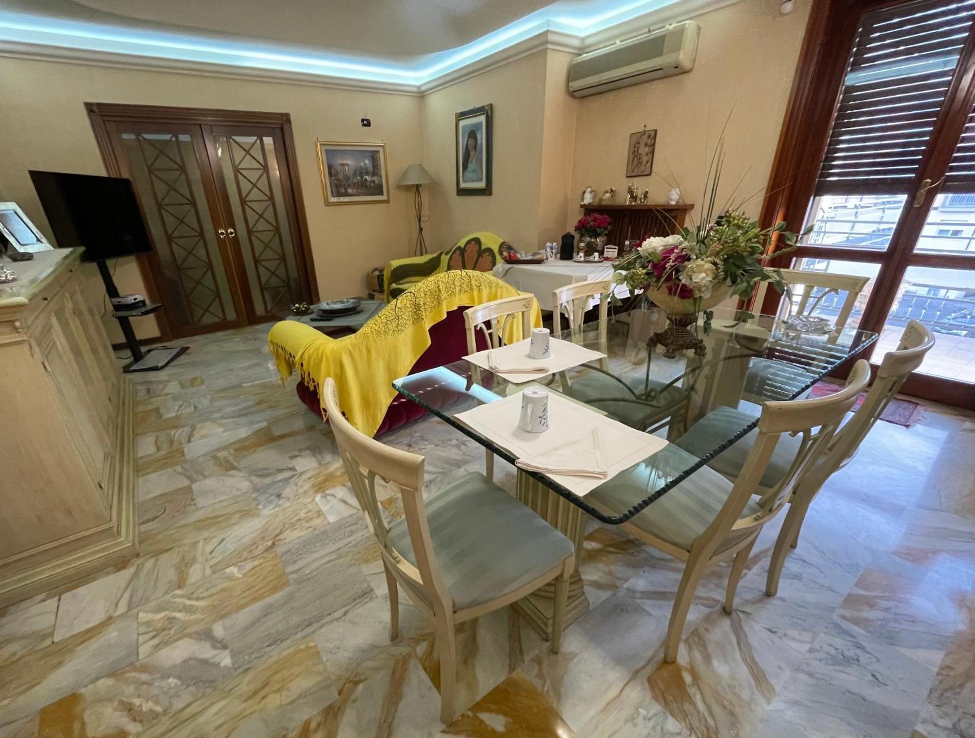 Apartamento La Casa Di Cinzia Benevento Exterior foto